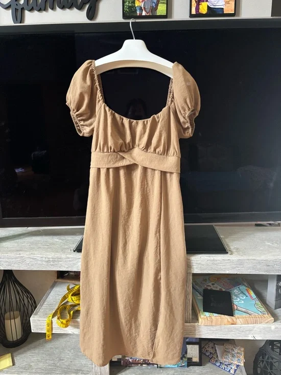 Backless Tie-Back Midi Dress in Tan - Picture 5 of 7